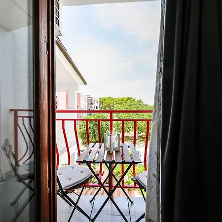 Calm And Stylish With Balcony Guest house 3*